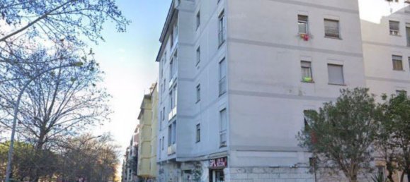 3 bedrooms Apartment in Rome, Italy No. 341790 2