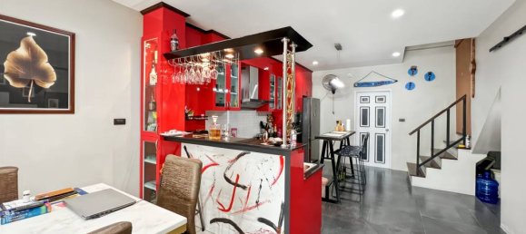 6 Schlafzimmer Stadthaus in Hua Hin, Thailand, Nr. 25207 2