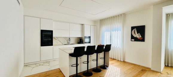 4 bedrooms Apartment in Padua, Italy No. 358138 8