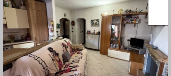 3 rooms Apartment in Casnate con Bernate, Italy No. 277452 18