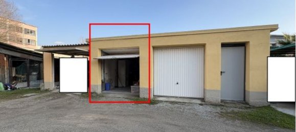 3 rooms Apartment in Casnate con Bernate, Italy No. 277452 5