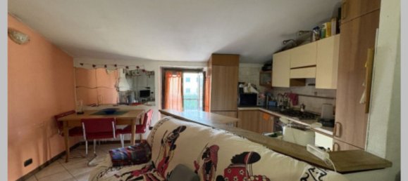 3 rooms Apartment in Casnate con Bernate, Italy No. 277452 17