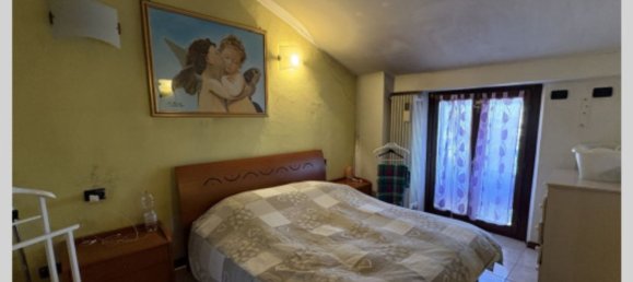3 rooms Apartment in Casnate con Bernate, Italy No. 277452 37