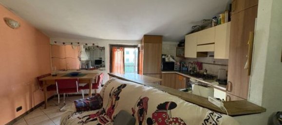 3 rooms Apartment in Casnate con Bernate, Italy No. 277452 7
