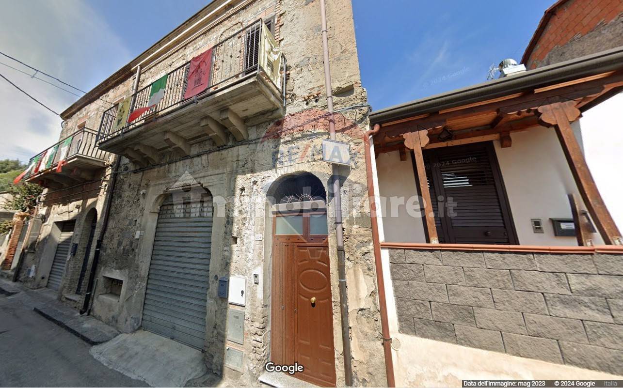 3 Schlafzimmer Haus in Calatabiano, Italy, Nr. 55538
