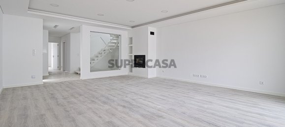 4 bedrooms House in Seixal, Portugal No. 152053 13