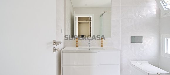 4 bedrooms House in Seixal, Portugal No. 152053 26