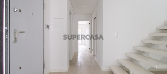 4 bedrooms House in Seixal, Portugal No. 152053 16