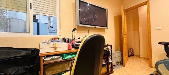 Apartamento de 3 dormitorios en Zaragoza, Spain No. 167564 9