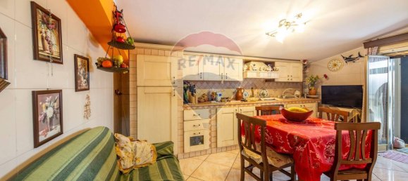 4-salle Appartement à Misterbianco, Italy No. 88076 6