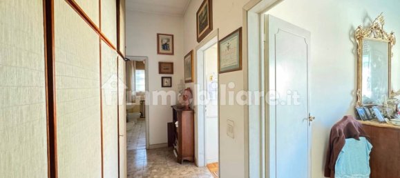 2 bedrooms Apartment in Florence, Italy No. 52073 38
