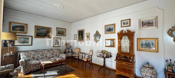 2 bedrooms Apartment in Florence, Italy No. 52073 5