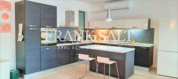 3 bedrooms Apartment in Saint Paul's Bay, Malta No. 10684 8