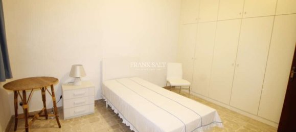 3 bedrooms Apartment in Sliema, Malta No. 3810 29