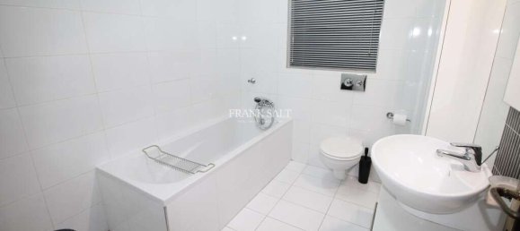 3 bedrooms Apartment in Sliema, Malta No. 3810 38