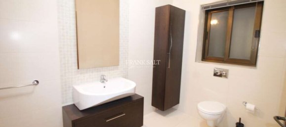 3 bedrooms Apartment in Sliema, Malta No. 3810 13