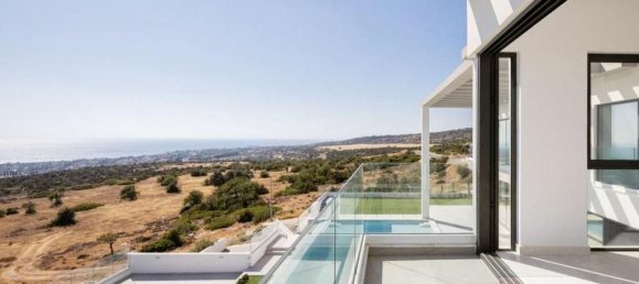 5 bedrooms Villa in Pegeia, Cyprus No. 22147 8