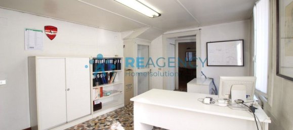 248m² Building in Thiene, Italy No. 274718 6