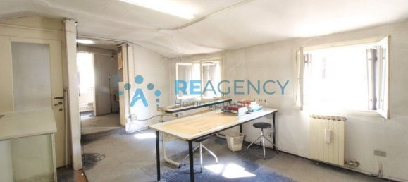 248m² Building in Thiene, Italy No. 274718 12