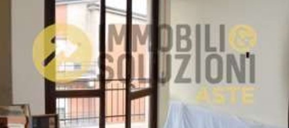 5-salle Appartement à Romano di Lombardia, Italy No. 278498 15