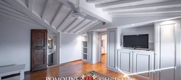 12 rooms Apartment in Florence, Italy No. 126793 40