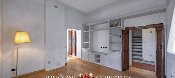 12 rooms Apartment in Florence, Italy No. 126793 35