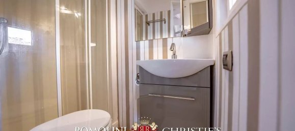 12 rooms Apartment in Florence, Italy No. 126793 42