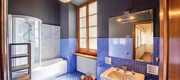 12 rooms Apartment in Florence, Italy No. 126793 23