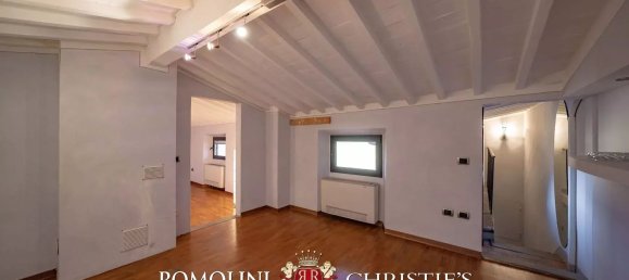 12 rooms Apartment in Florence, Italy No. 126793 36