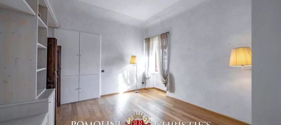 12 rooms Apartment in Florence, Italy No. 126793 33