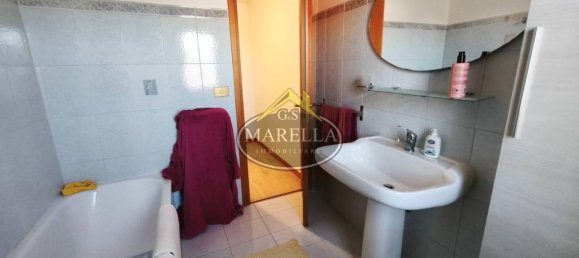 Casa de 3 divisões em Rome, Italy N.º 64077 114