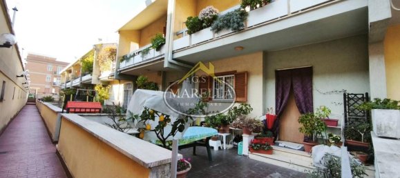 Casa de 3 divisões em Rome, Italy N.º 64077 5