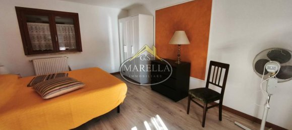 Casa de 3 divisões em Rome, Italy N.º 64077 56