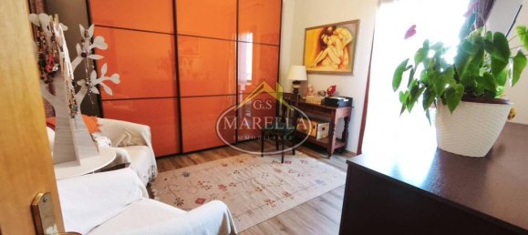 Casa de 3 divisões em Rome, Italy N.º 64077 79