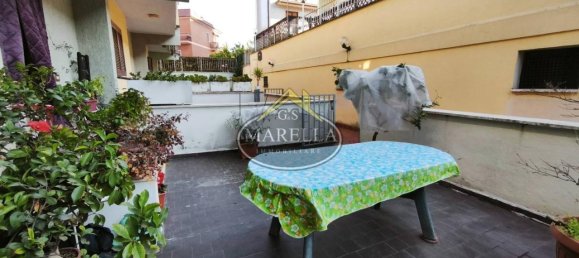 Casa de 3 divisões em Rome, Italy N.º 64077 10