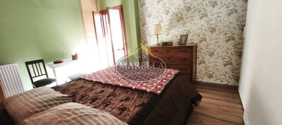 Casa de 3 divisões em Rome, Italy N.º 64077 99