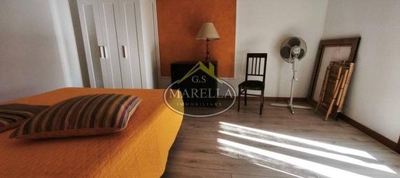 Casa de 3 divisões em Rome, Italy N.º 64077 87