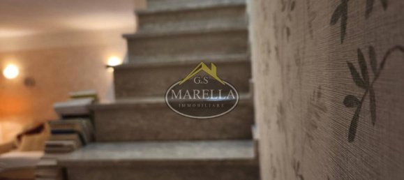 Casa de 3 divisões em Rome, Italy N.º 64077 48