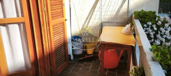 Casa de 3 divisões em Rome, Italy N.º 64077 73