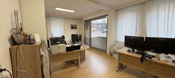 6-salle Bâtiment à Baden-Wurttemberg, Germany No. 18891 3