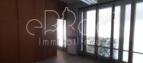 6 bedrooms Apartment in Mantua, Italy No. 346775 16