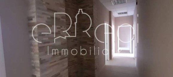 6 bedrooms Apartment in Mantua, Italy No. 346775 17