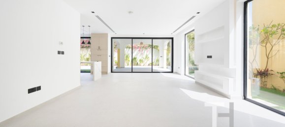 4 chambres Villa à Jumeirah Park, UAE No. 94302 4