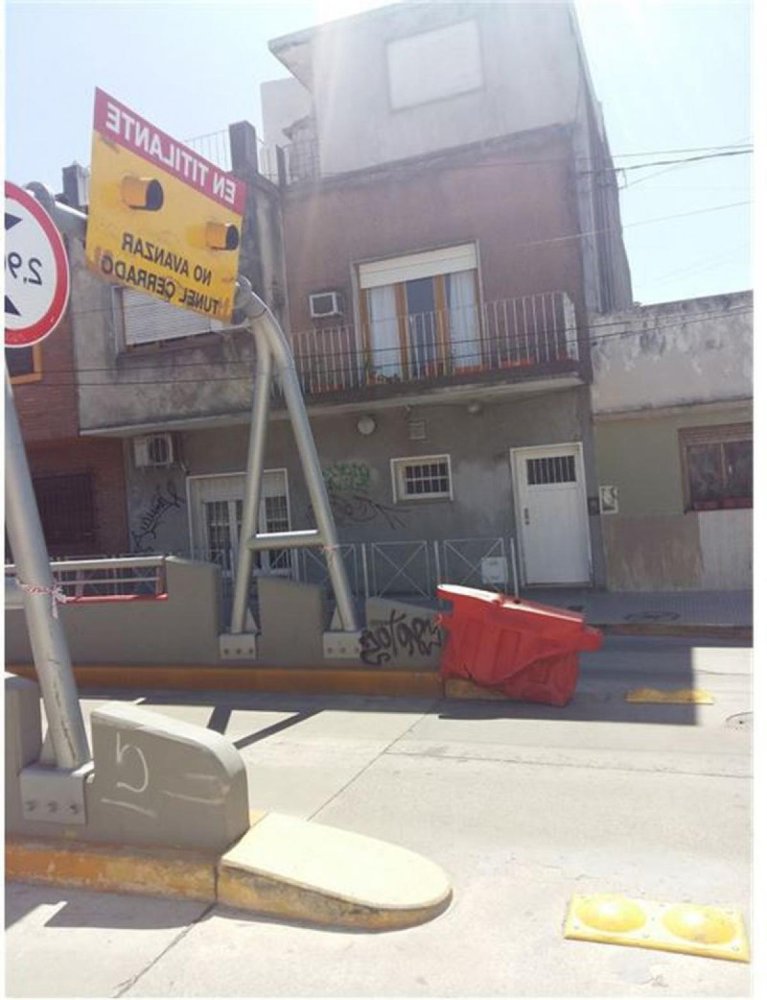 Studio in Moron, Argentina No. 6466