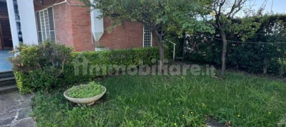 2 bedrooms Villa in Cerveteri, Italy No. 190468 2