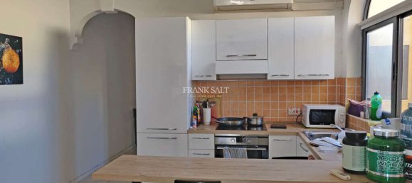 3 bedrooms Apartment in San Gwann, Malta No. 1251 2