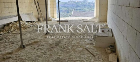 Квартира с 3 спальнями в Надур, Мальта № 1019 3