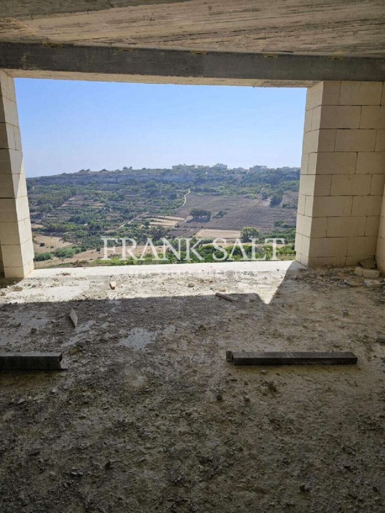 Квартира с 3 спальнями в Надур, Мальта № 1019