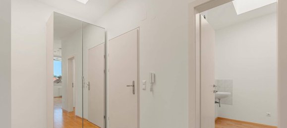 3 bedrooms Penthouse in Klagenfurt am Worthersee, Austria No. 233668 14