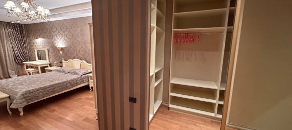 4 Schlafzimmer Wohnung in Nasimi, Azerbaijan, Nr. 1653 4